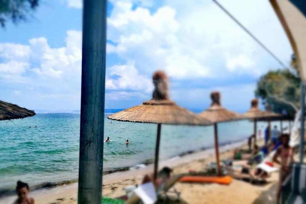 Apartment With 3 Rooms Just 1 Min From The Beach And Free Public Parking Peraía エクステリア 写真